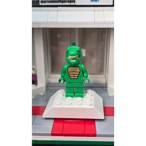 LEGO Collectible Minifigure Series #5 - Lizard Man (col070) - Minifigure Only!